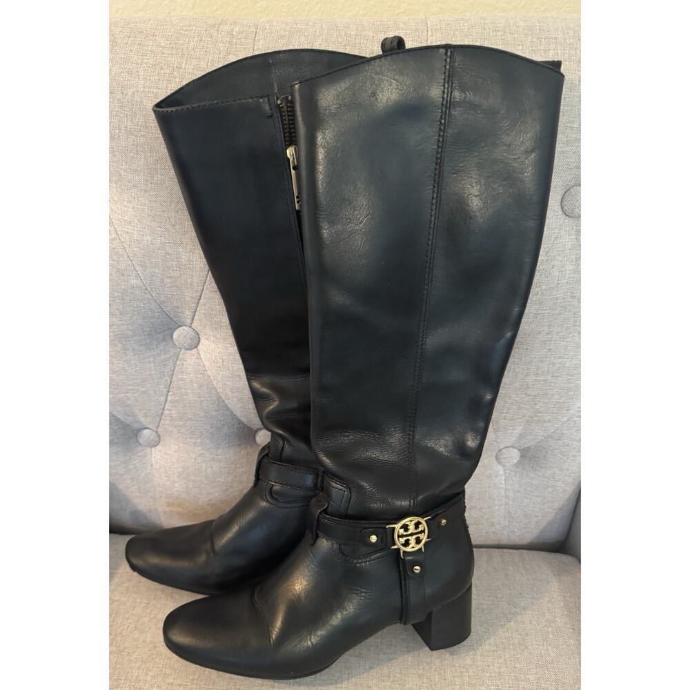 Tory Burch Donavan Riding Boots Black Leather Gold Logo Harness Knee High 7.5 - Picture 4 of 16